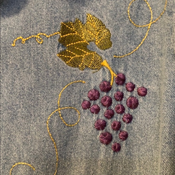 Embroidered Grapes and Leaves Cotton Shirt - Picture 2 of 12